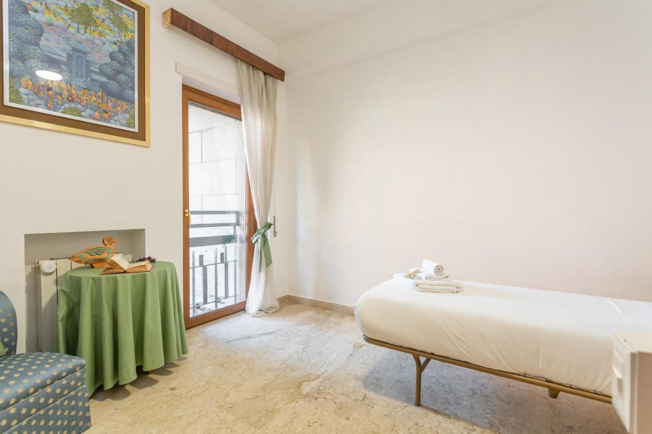 St Peters Garden 3 Bdr Apartment Rome Bagian luar foto