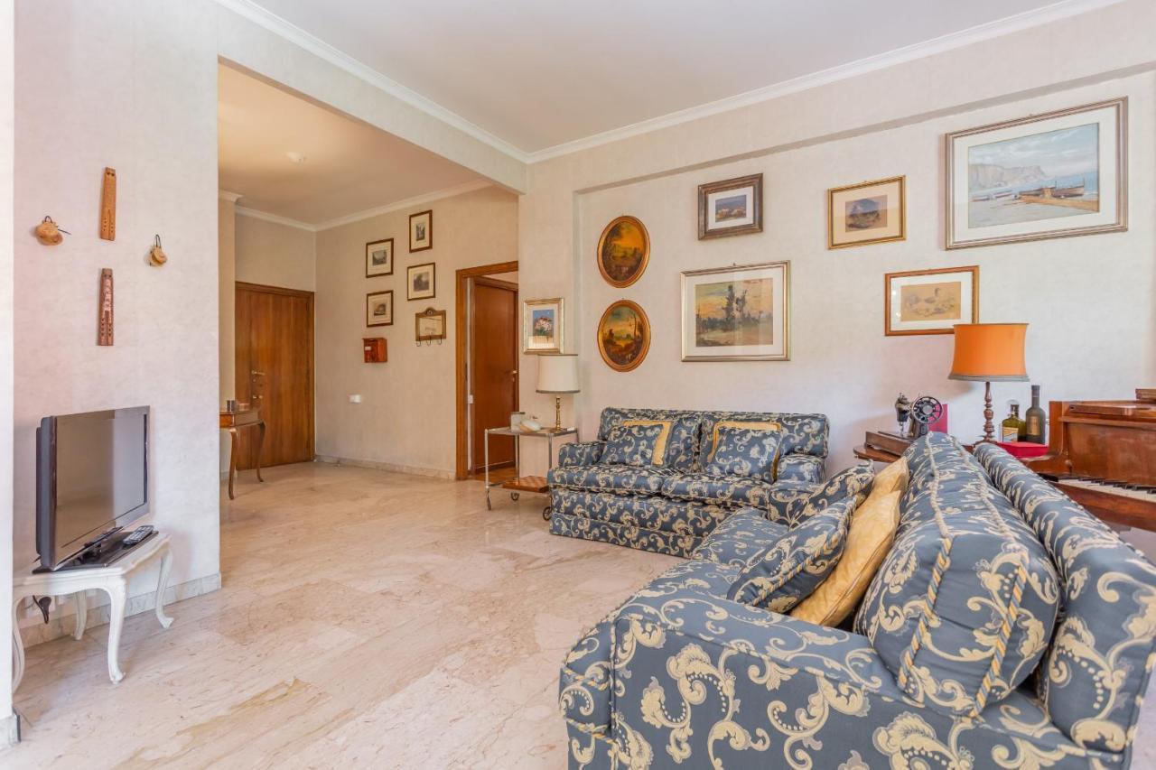 St Peters Garden 3 Bdr Apartment Rome Bagian luar foto